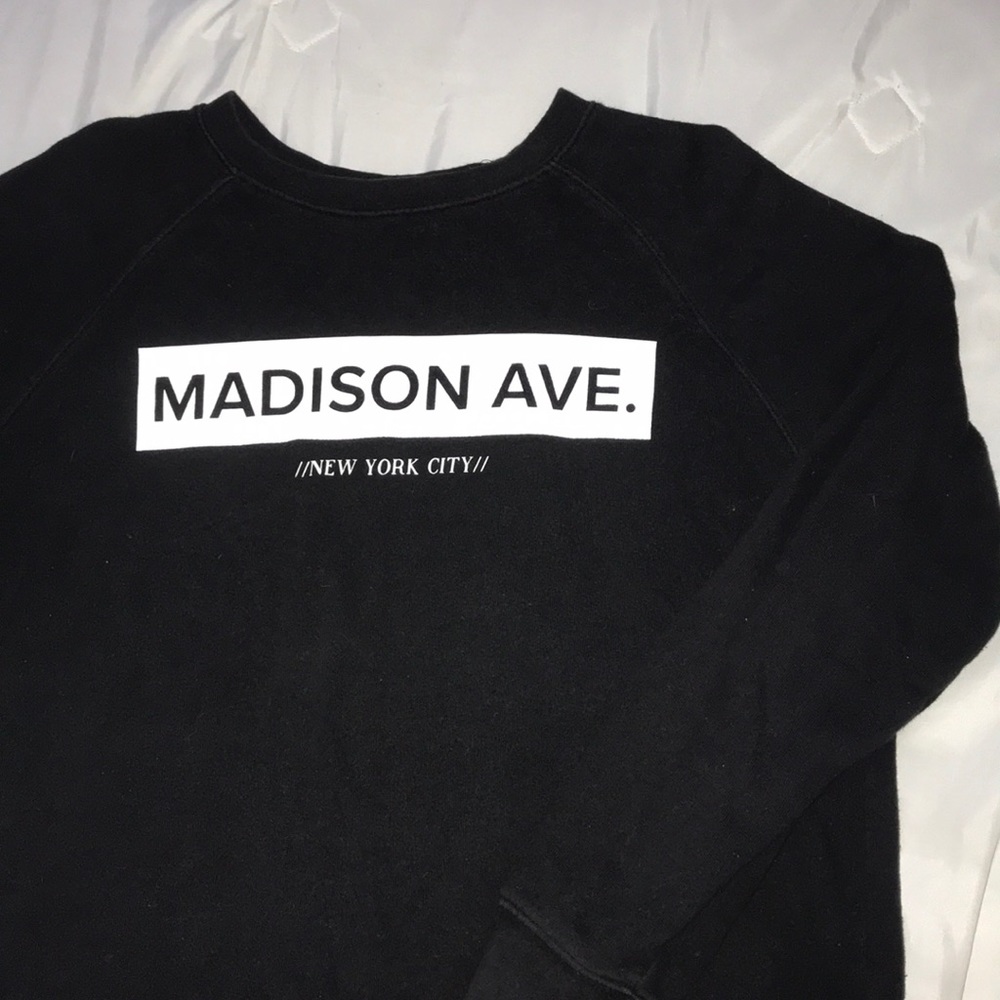 Long sleeved sweatshirt w/ print